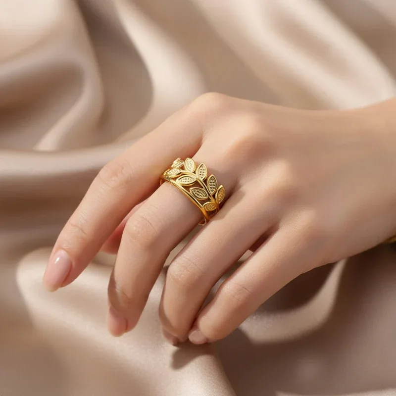 Contemporary Style Adjustable Ring
