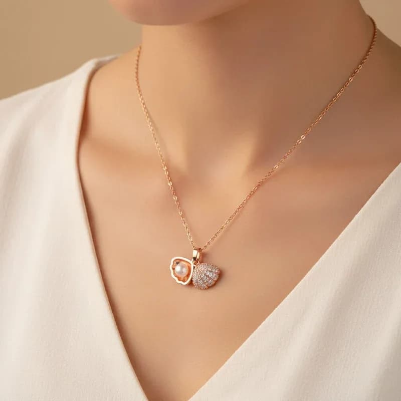 Shell Shaped Pendant