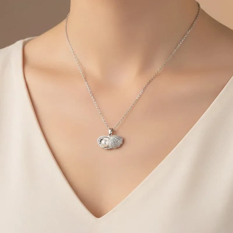 Silver Shell Shaped Pendant