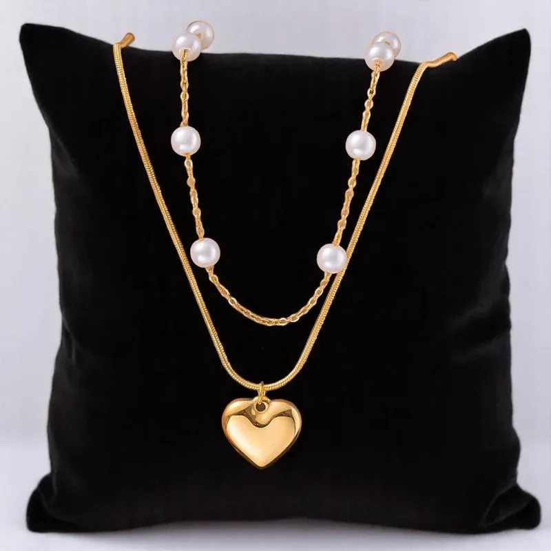 Pearl Studded Heart Pendant