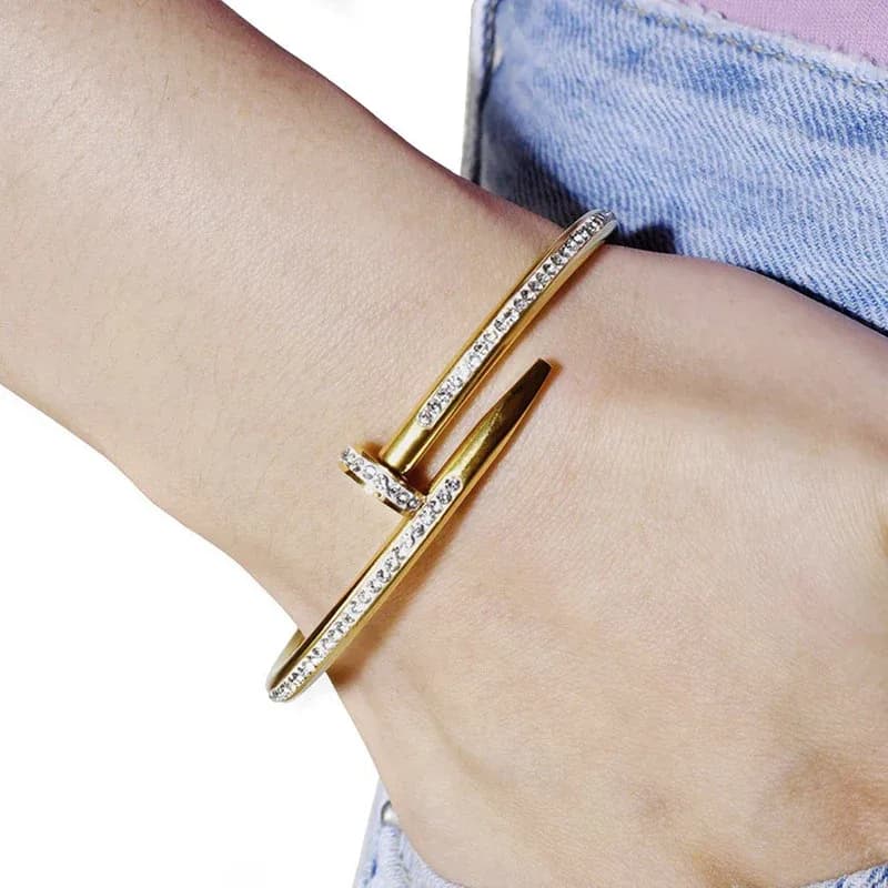 Anti Tarnish AD Studded Nail Bracelet